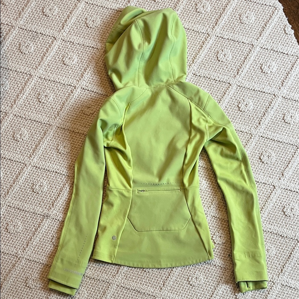 Lululemon Athletica Women's Lime Green Align Jacket - Picture 6 of 7